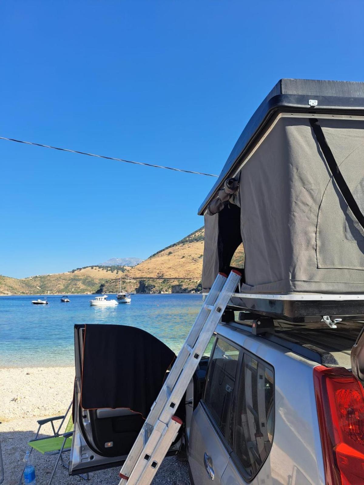 Luxe tent 4x4 Rooftent Camper Offroad Tirana